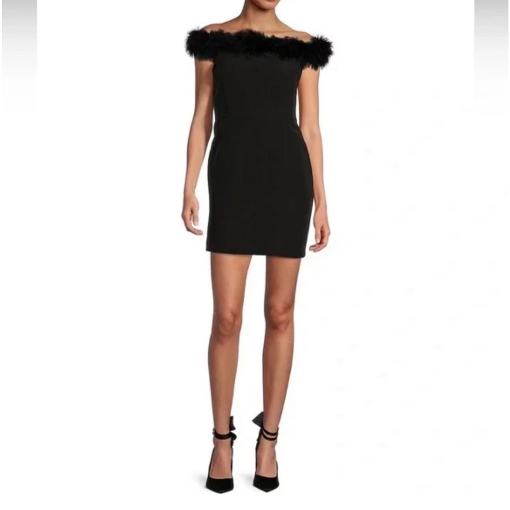 Gianni Bini- Lola Off-the-Shoulder Sleeveless Feather Crepe Sheath‎ Dress